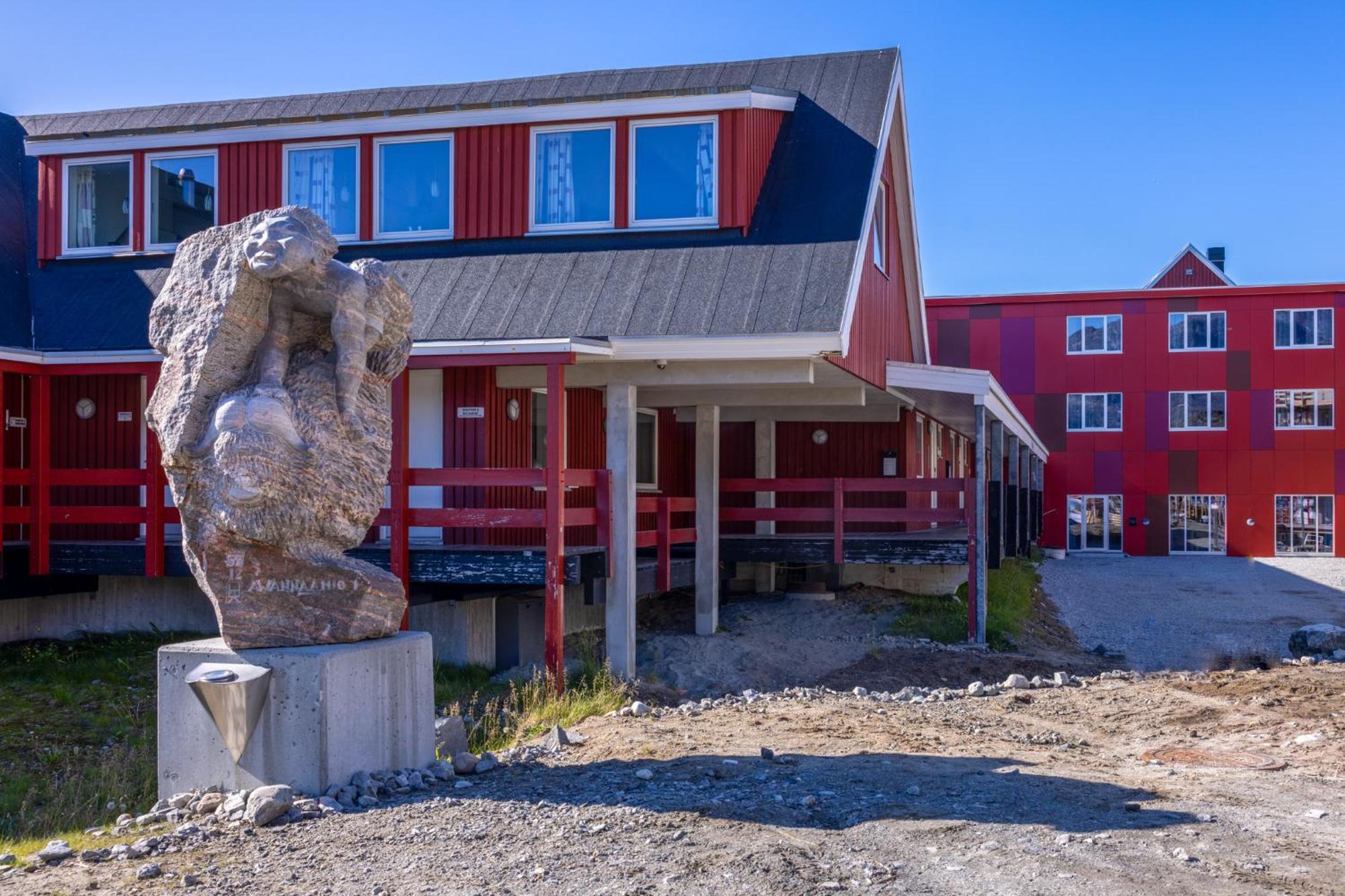 Hotel Nordbo Nuuk Exteriör bild